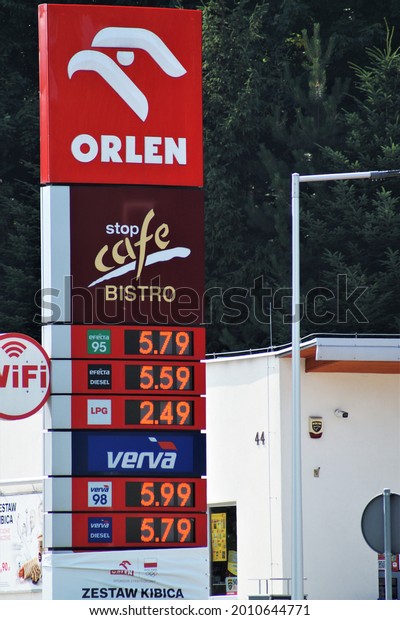 Bielsko, Poland - 07.19.2021: \
photo showing the\
increase in fuel prices in Poland. Gasoline price around 6 pln.\
High price of gasoline in\
Poland.