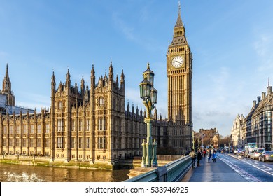 Big ben clock tower in winter sunny morning, London - Shutterstock ID 533946925