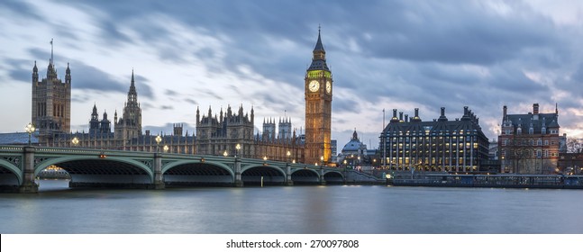Big Ben and House of Parliament at Night, London, panoramic view.