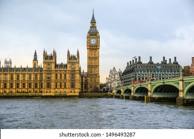 Big Ben and House of Parliament on Thames river