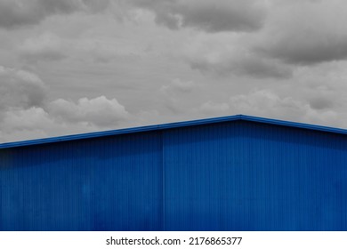 Big Blue Warehouse Roof With Simple Strait Lines