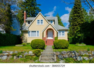 Big Custom Made Luxury House With Nicely Trimmed And Landscaped Front Yard In The Suburbs Of Vancouver, Canada.