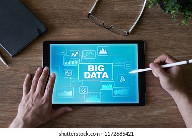 BIG DATA standard methods and tools complex to manipulate or interrogate. Internet and technology concept.