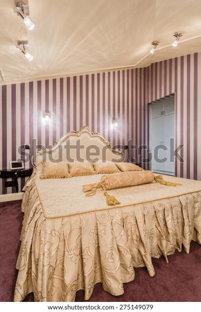Big Double Bed Old Fashioned Bedroom Stock Photo Edit Now