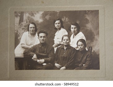 Big Family, Old Picture, Ukraine; Picture 1924s Of XX Century