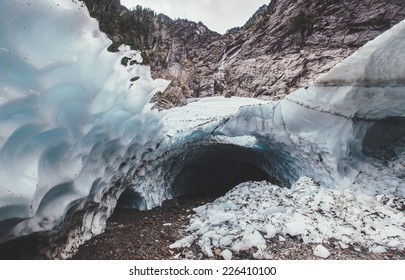 Big Four Ice Caves, Washington