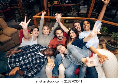 Big Group Of Friends Taking A Selfie At The Home Party Indoors - Students Vacations