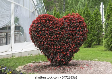 Big Heart (topiary Figure) Of Fresh Flowers