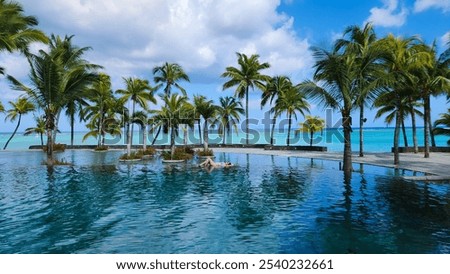 Big infinity pool in Mauritius with view to the Indian ocean