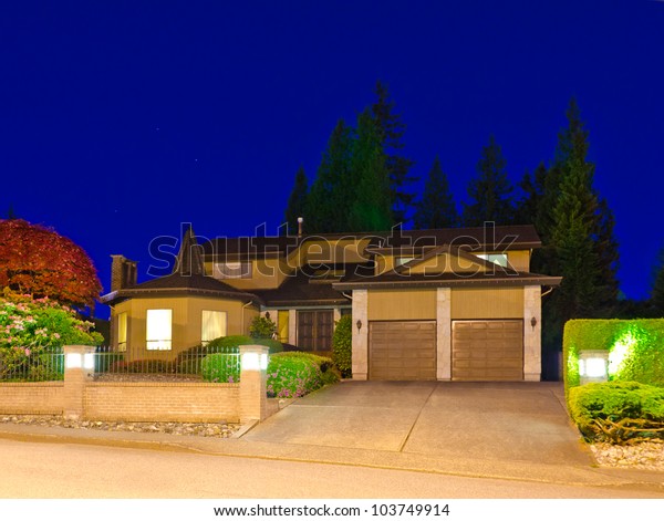 Big Luxury House Double Garage Doors Stock Photo Edit Now 103749914