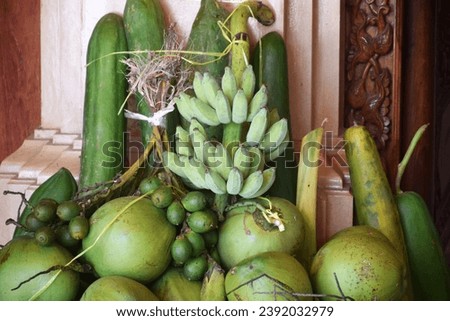 A big merit-making event, the Kathin Merit-making Ceremony is considered a great merit-making event for Thai people. Fruits such as bananas, pumpkins, coconuts, sugarcane, pomelo, pineapple, watermelo