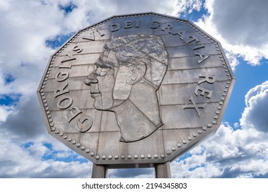 Big Nickel In Sudbury, Ontario, Canada. Giant Replica Of A 1951 Canadian Nickel At Dynamic Earth Science Museum. Obverse With Portrait Of King George VI.