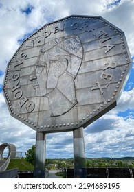 Big Nickel In Sudbury, Ontario, Canada. Giant Replica Of A 1951 Canadian Nickel At Dynamic Earth Science Museum. Obverse With Portrait Of King George VI.