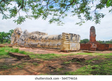 Big Reclining Budda At Lokayasutharam Temple, Ayutthaya, Thailand