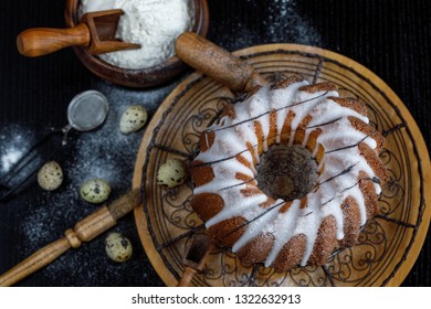 Big Round Cottage Cheese Pie. With Addition Of Rum, Raisin, Candied Fruits. It Is Strewed With Icing Sugar. Easter Family Tradition! Soft Focus . 