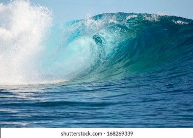 A Big Wave Break Spray In The Pacific Ocean.