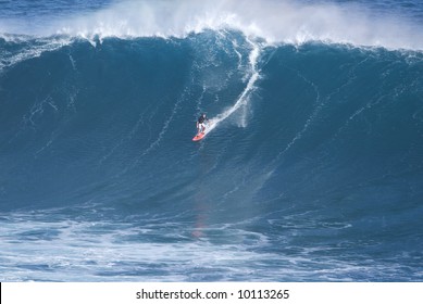 Big Wave Surfing At Jaws Maui Hawaii