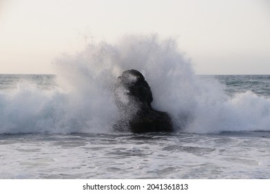 Big Waves hitting the rocks