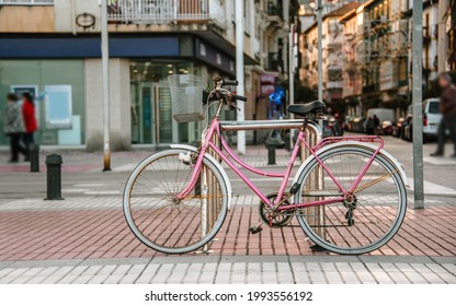 
Bike From The 80's Still Preserved. An Ancient And Rare Object, Difficult To Find Nowadays. Its Design And Its Material Of Manufacture Are Very Interesting