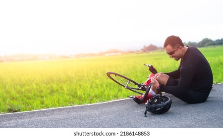 919 Wounded cyclist Images, Stock Photos & Vectors | Shutterstock