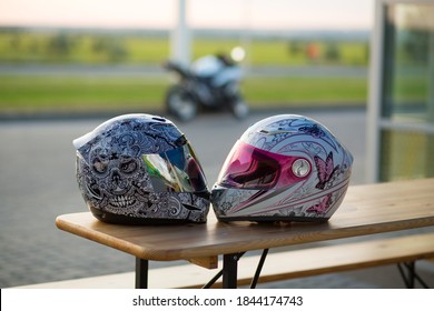 his and hers matching motorcycle helmets