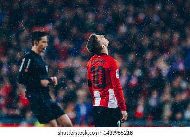 Bilbao, Spain. 03th April, 2019. Pais Vasco. San Mamés. Liga Santander. Athletic Bilbao V Levante UD: Iker Muniain Looks To The Sky At The Stadium.