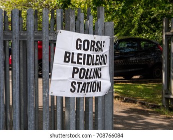 Bilingual Signage In Welsh And English For Polling Station