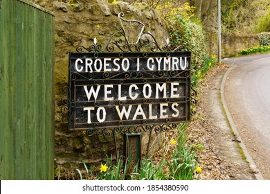 Bilingual Welcome to Wales sign in Welsh and English marking the border between England and Wales on the old coaching route at the town of Chirk UK