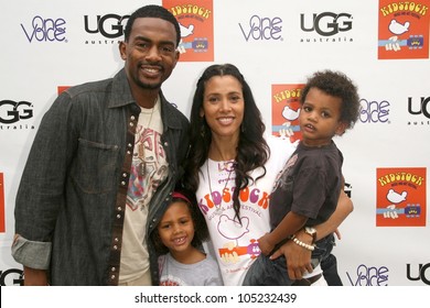 14 Bill bellamy family Images, Stock Photos & Vectors | Shutterstock