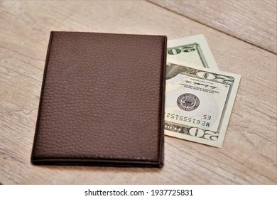 
Bill Book With Restaurant Bill. Leaving A Tip At The Restaurant. Big Tip For The Waiter Or Cook.