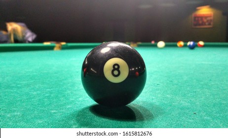 Billiard Ball Black Figure Eight