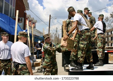 BILOXI, UNITED STATES - Sep 06, 2005: Air Force Personnel Deliver Emergency Bottled Water For Hurricane Katrina Victims.