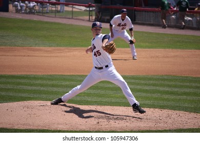 BINGHAMTON, NY - JUNE 14: Binghamton Mets' Pitcher Zack Wheeler Throws A Pitch Against The Reading Phillies At NYSEG Stadium On June 14, 2012 In Binghamton, NY