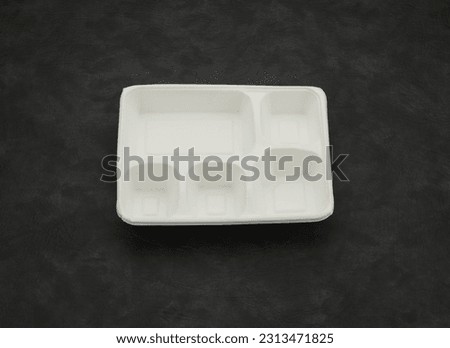 Biodegradable Disposable Round Plates | 4 Compartment Plates