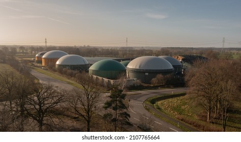 Biogas climate-neutral energy production from a biogas plant from the air