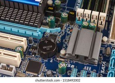 715 Computer bios battery Images, Stock Photos & Vectors | Shutterstock