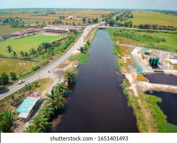 Bird View In Paddy Village Benda Sawah Padi Sungai Besar