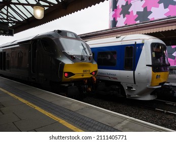 BIRMINGHAM, ENGLAND - October 5 2021: Chiltern Railways Trains At Birmingham Moor Street Railway Station