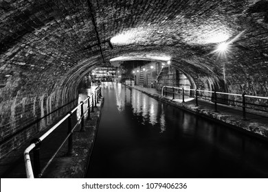 1,121 Birmingham Black White Images, Stock Photos & Vectors | Shutterstock