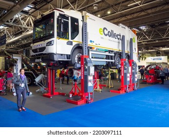 Birmingham, UK - Wednesday 14th September 2022: Electric Refuse Truck On Portable Inspection Jacks.