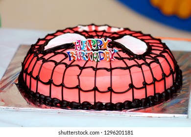 Birthday Cake Spiderman face