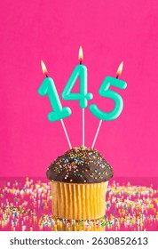 Cupcake cumpleaños con vela