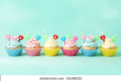 Cupcake Anniversaire Images Stock Photos Vectors Shutterstock