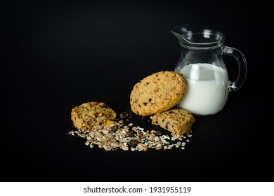 Biscuits With Cereals, Cranberries, Currants, Raisins, Magnesium, Vitamins B6 And B9 And Fortified Iron.