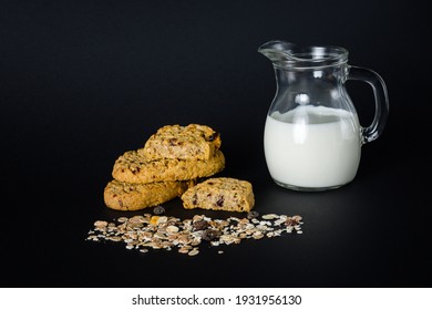 Biscuits With Cereals, Cranberries, Currants, Raisins, Magnesium, Vitamins B6 And B9 And Fortified Iron.