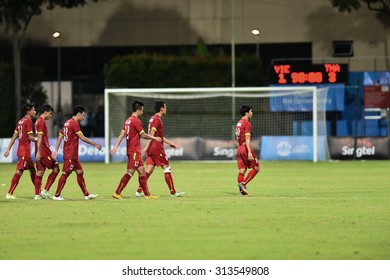 BISHAN,SINGAPORE-JUNE 10: Players Of Vietnam Defeat During The 28th SEA Games Singapore 2015 Match Between Thailand And Vietnam At Bishan Stadium On JUNE 10 2015 In,SINGAPORE.