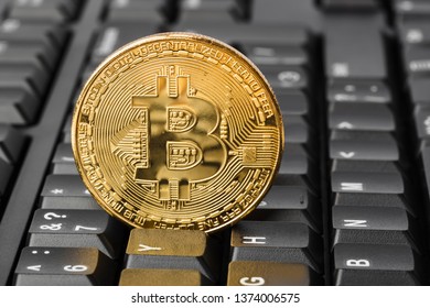 Bitcoin and computer - business technology background