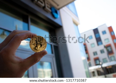Bitcoin & Cryptocurrency
