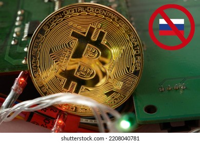 bitcoin and red forbidding sign with Russia flag. Russia’s Bitcoin investors ban, Not Illegal, Ban BTC, block chain technology for crypto currency, concept - Shutterstock ID 2208040781