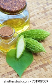bitter gourd oil with bitter gourd